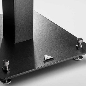 Triangle Stand S01