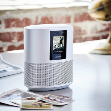 Bose Home Speaker 500 plata editorial