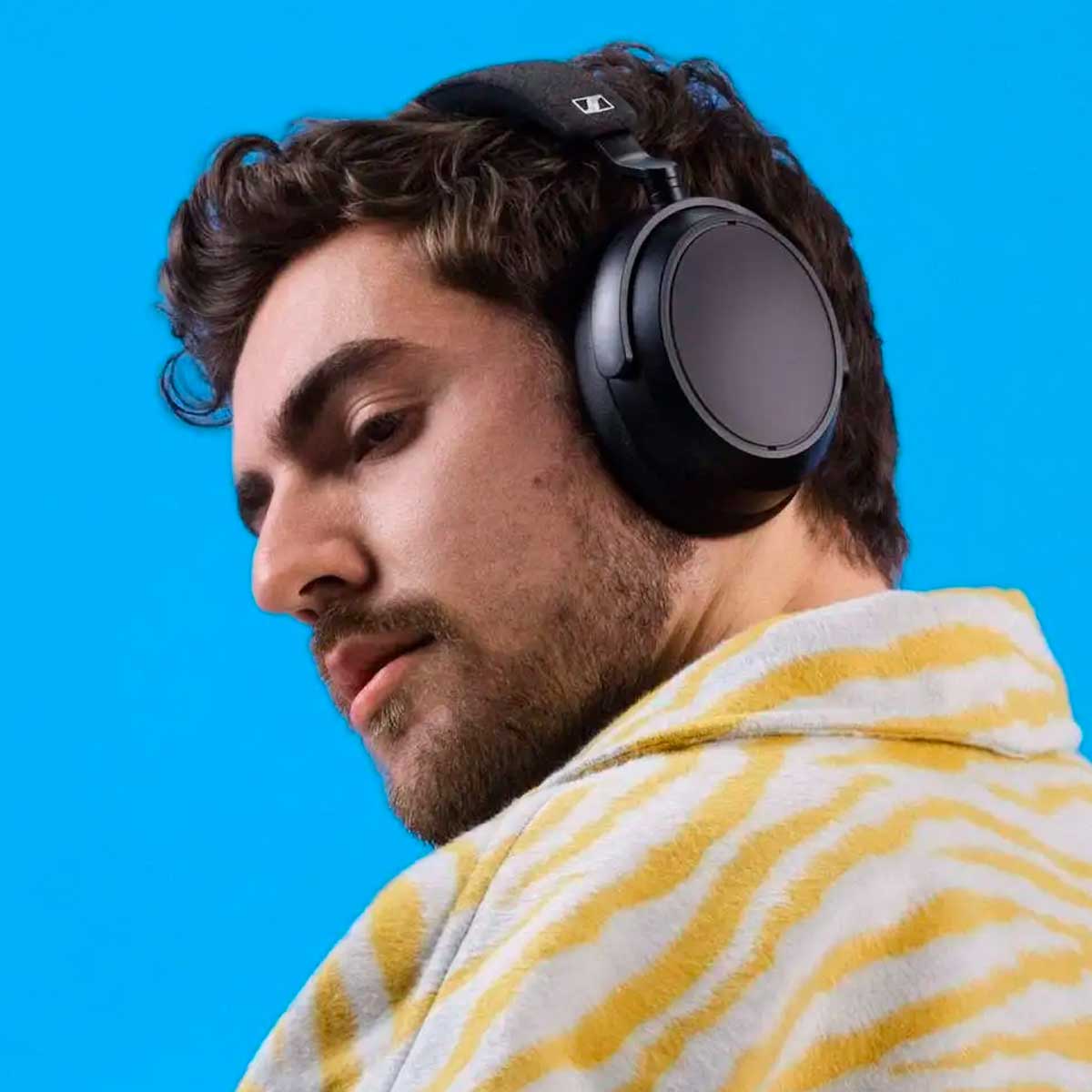 Sennheiser Momentum 4 Wireless editorial