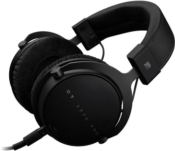 beyerdynamic-dt-1770-pro 1