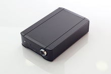 Cargar imagen en el visor de la galería, Rega Brio Amp cenital
